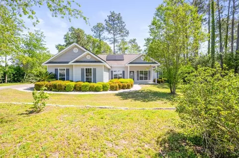 6645 Pine Ridge Cir, Blackshear, GA 31516
