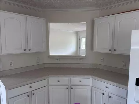 Kitchen - 1077 Polson Cir NE, Shellman Bluff, GA 31331 photo 3 of 6