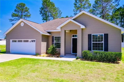 6610 Pine Ridge Cir, Blackshear, GA 31516