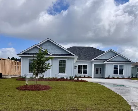 215 Verano St, Kingsland, GA 31548