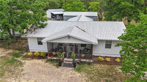661 Linden Bluff Rd, Jesup, GA 31545