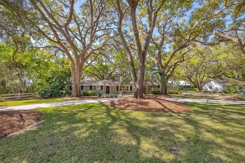 20 Frederica Oaks Ln, Saint Simons Island, GA 31522