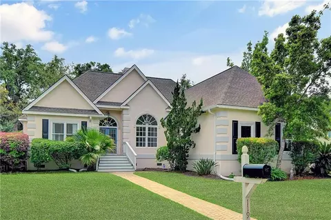 119 Newfield St, Saint Simons Island, GA 31522