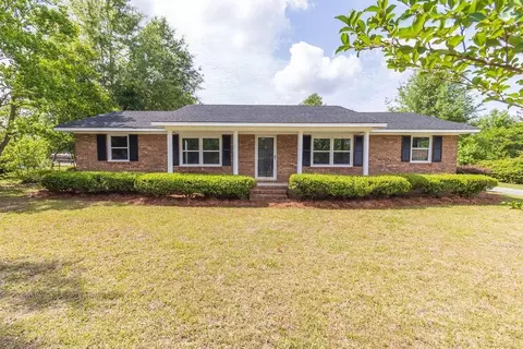 3088 Southwood Dr, Waycross, GA 31503