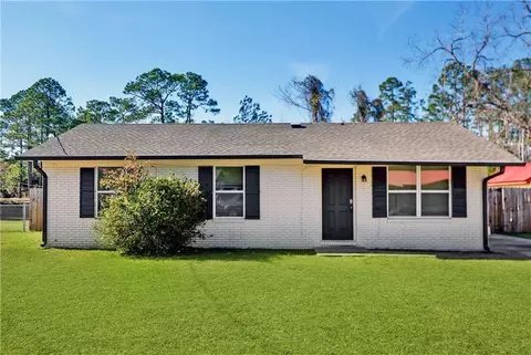 109 Yorktown Dr, Brunswick, GA 31525