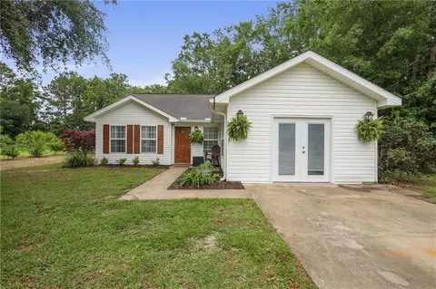 142 Dawn Cir, Brunswick, GA 31523