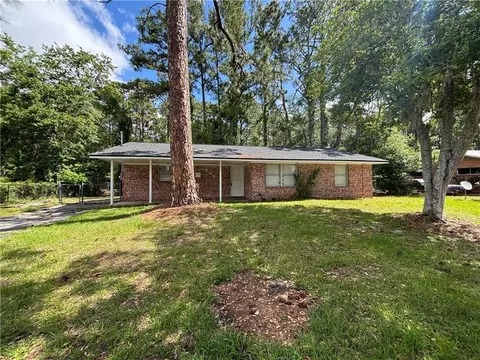 542 Shepard Dr, Brunswick, GA 31525