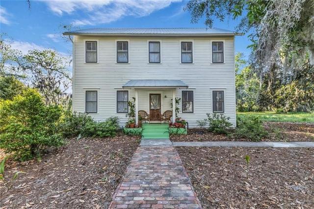 502 Franklin St, Darien, GA 31305