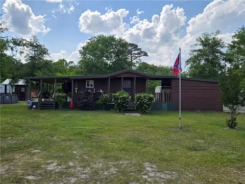 3162 Fred Voight Rd, Waycross, GA 31503