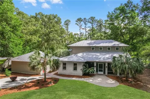 1059 Winterberry Dr NE, Townsend, GA 31331