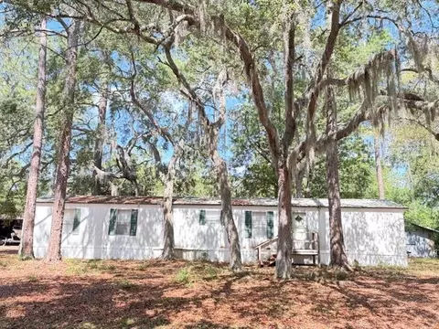 253 Ware St, Saint Marys, GA 31558
