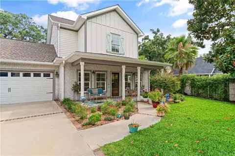 287 Villager Dr, Saint Simons Island, GA 31522