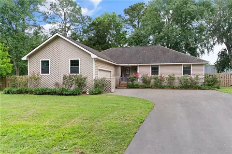 87 Thornhill Dr, Brunswick, GA 31520
