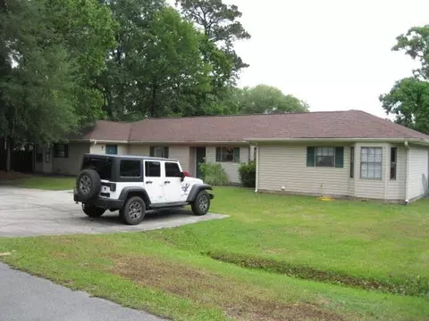 511 Arizona St, Kingsland, GA 31548