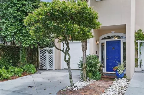 1028 Beachview Dr #1, Saint Simons Island, GA 31522