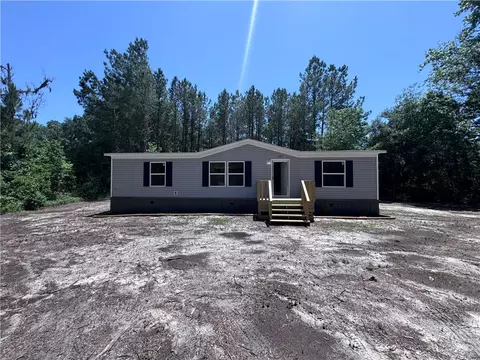 357 Hope Rd, Waynesville, GA 31566