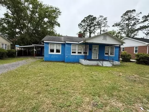 511 Riverside Dr, Waycross, GA 31501