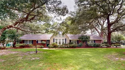 1 Glynn Ave, Jekyll Island, GA 31527