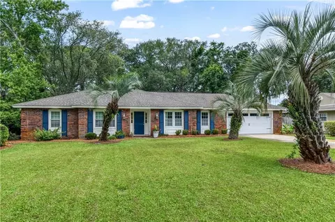 502 Rivera Dr, Saint Simons Island, GA 31522