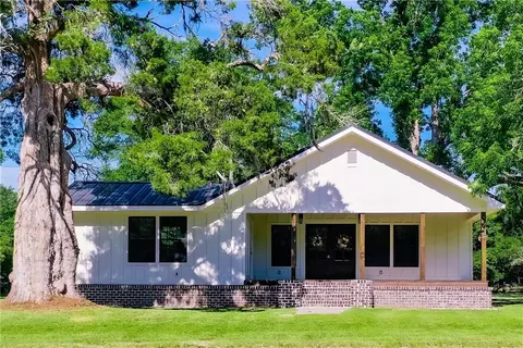 880 Miles Still Rd, Waycross, GA 31503