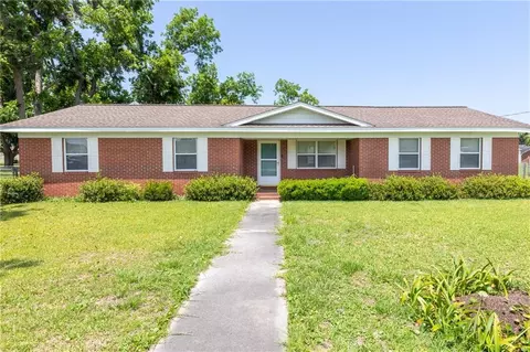 2320 Ben Hill Ave, Waycross, GA 31501