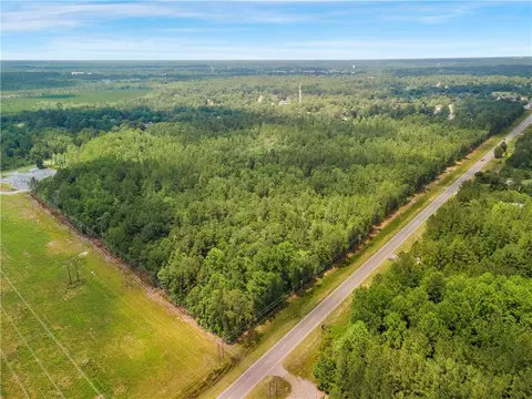 50 Ac Hwy 301, Jesup, GA 31546