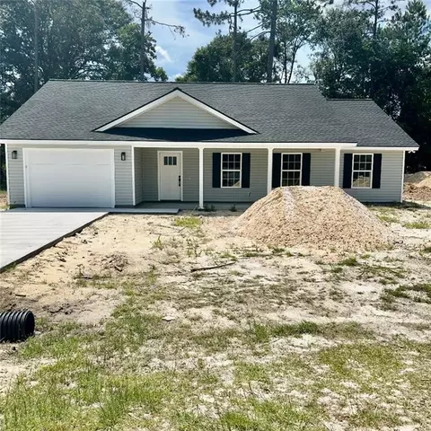 6215 Fox Run Cir, Blackshear, GA 31516