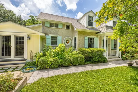 2022 Bruce Cir, Saint Simons Island, GA 31522