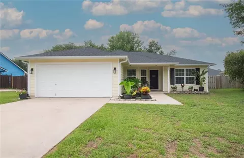 346 Creekside Dr, Saint Marys, GA 31558