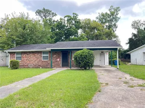 126 Yorktown Dr, Brunswick, GA 31525