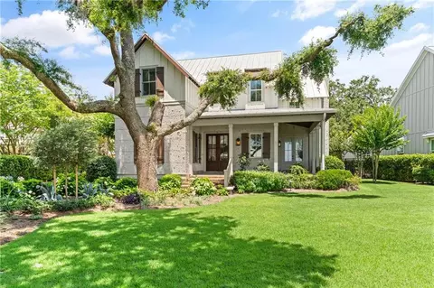 31 Frederica Oaks Ln, Saint Simons Island, GA 31522