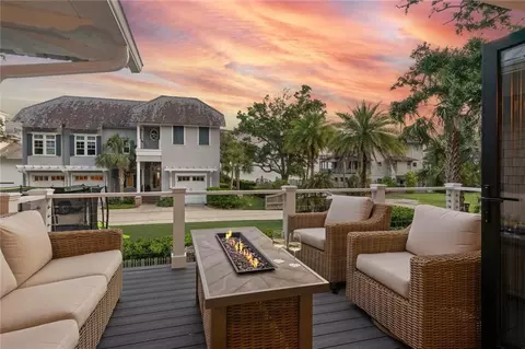 108 Hamilton St, Saint Simons Island, GA 31522