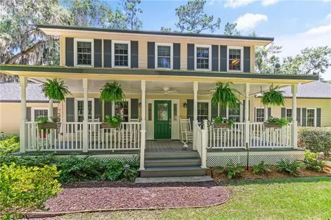 216 Dunbarton Dr, Saint Simons Island, GA 31522