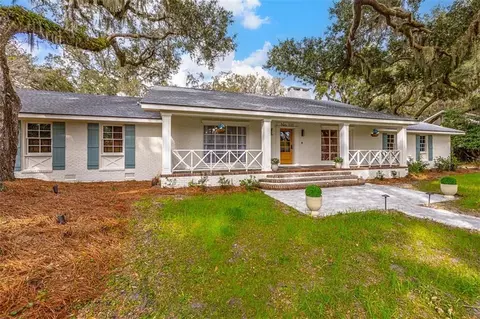 111 Youngwood Dr, Saint Simons Island, GA 31522
