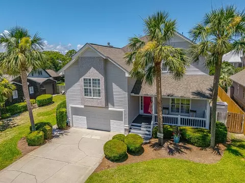 4326 Tenth St, Saint Simons Island, GA 31522