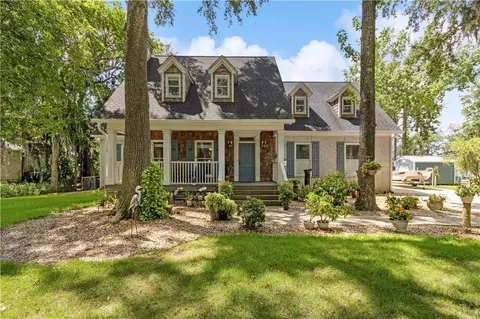 176 Mariah Dr, Woodbine, GA 31569