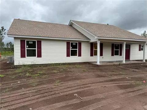 17830 Post Rd S, Waynesville, GA 31566
