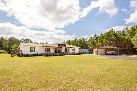 5618 Bowen Rd, Blackshear, GA 31516