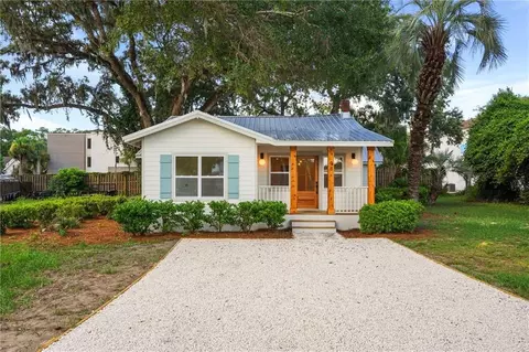 98 Atlantic Dr, Saint Simons Island, GA 31522