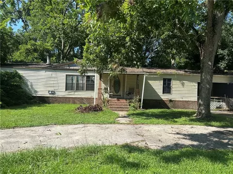 2985 Albany Ave, Waycross, GA 31503