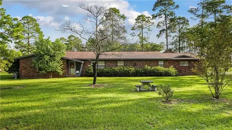 314 Twin Parks Dr, Jesup, GA 31545
