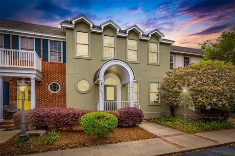 302 Lantern Walk, Saint Simons Island, GA 31522