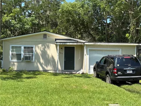 703 Gordon St, Brunswick, GA 31520