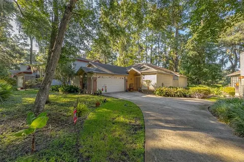 15 Bay Tree Ct W, Saint Simons Island, GA 31522