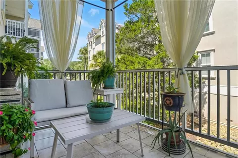 136 Shady Brook Cir #100, Saint Simons Island, GA 31522