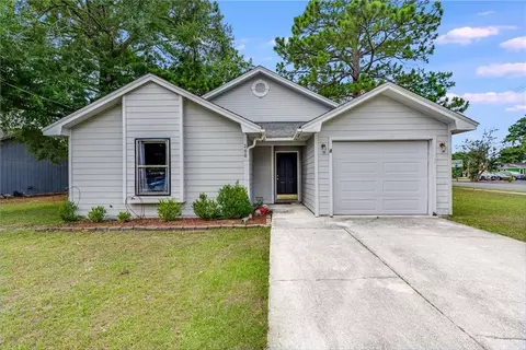 200 Candy Ct, Saint Marys, GA 31558
