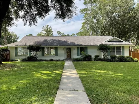 2920 Wood Duck Dr, Waycross, GA 31503