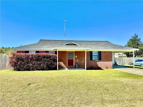 5612 Hickory Dr, Patterson, GA 31557