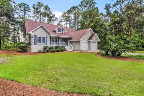 1217 Winterberry Dr NE, Townsend, GA 31331