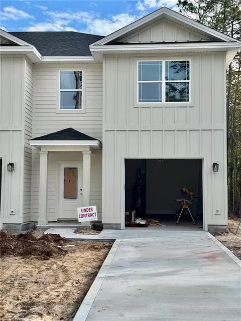 579 S Arizona St, Kingsland, GA 31548